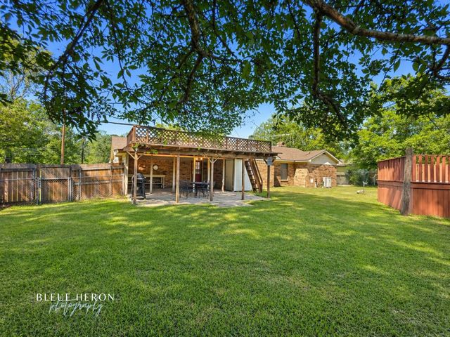 1865 Live Oak Drive, Shreveport, LA 71118