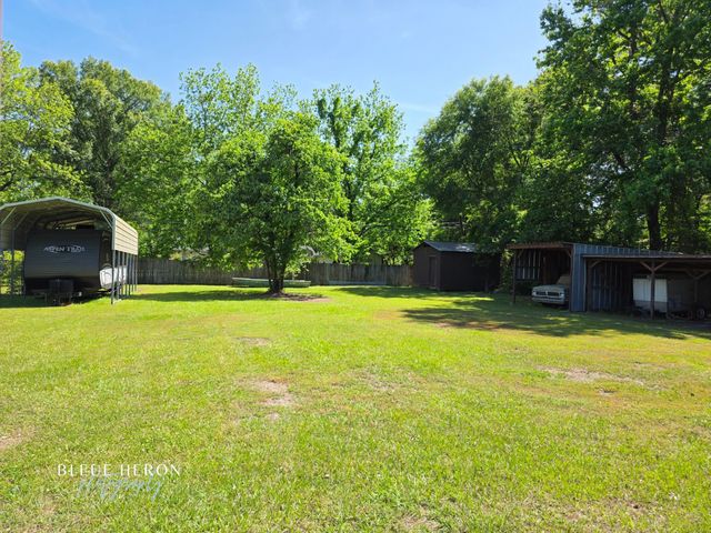 1865 Live Oak Drive, Shreveport, LA 71118