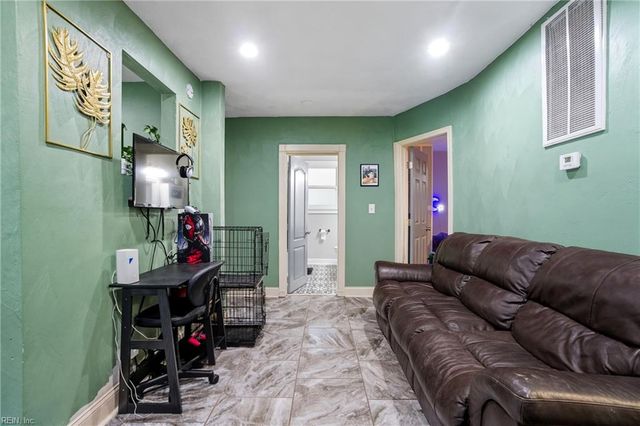 6245 Alexander ST, Norfolk, VA 23513