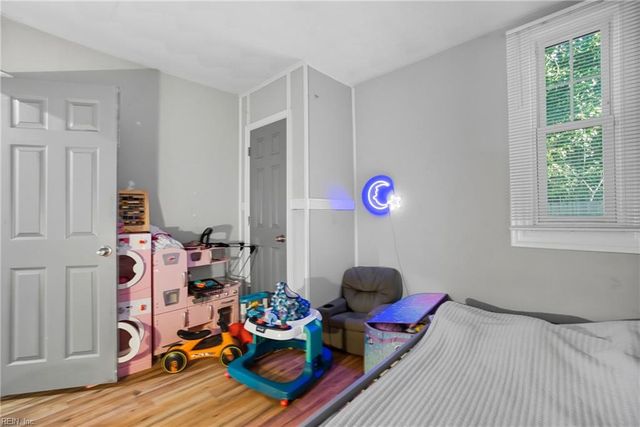 6245 Alexander ST, Norfolk, VA 23513