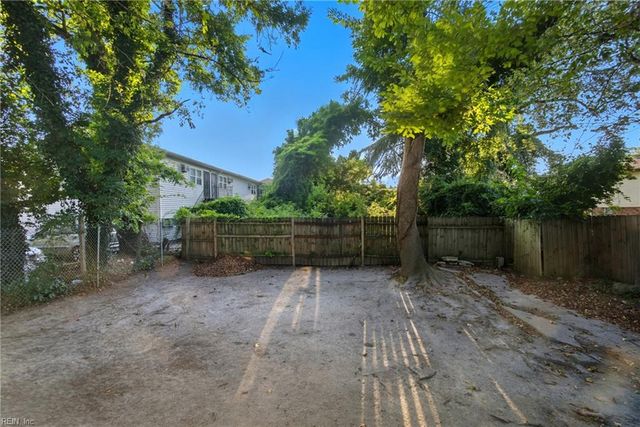 6245 Alexander ST, Norfolk, VA 23513
