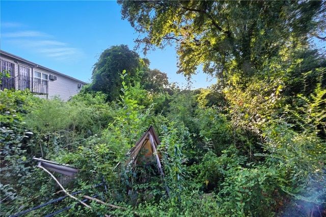 6245 Alexander ST, Norfolk, VA 23513