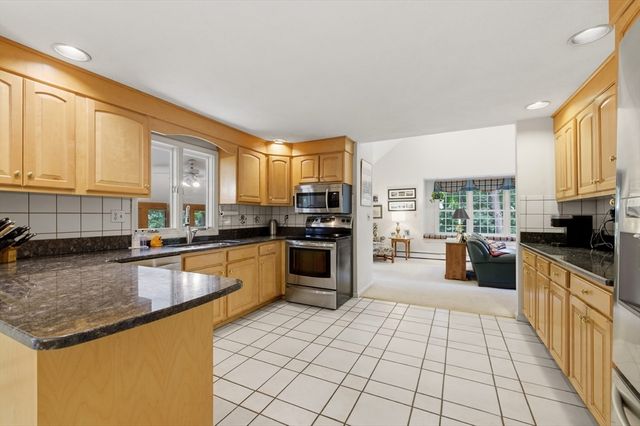 1 Battleview Circle, Lexington, MA 02420