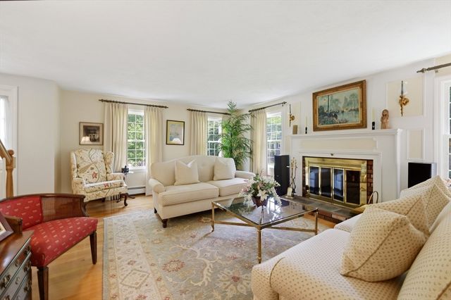 1 Battleview Circle, Lexington, MA 02420