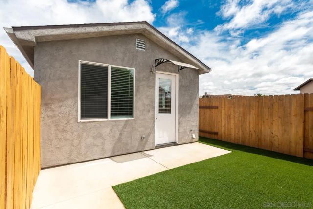 2077 Grove Ave, San Diego, CA 92154