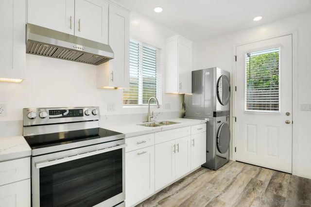 2077 Grove Ave, San Diego, CA 92154