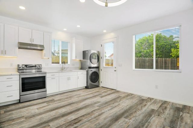 2077 Grove Ave, San Diego, CA 92154