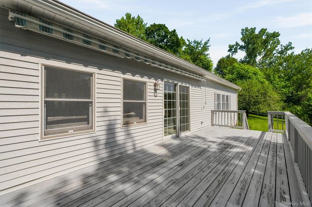 136 Lake Road, Salisbury Mills, NY 12577