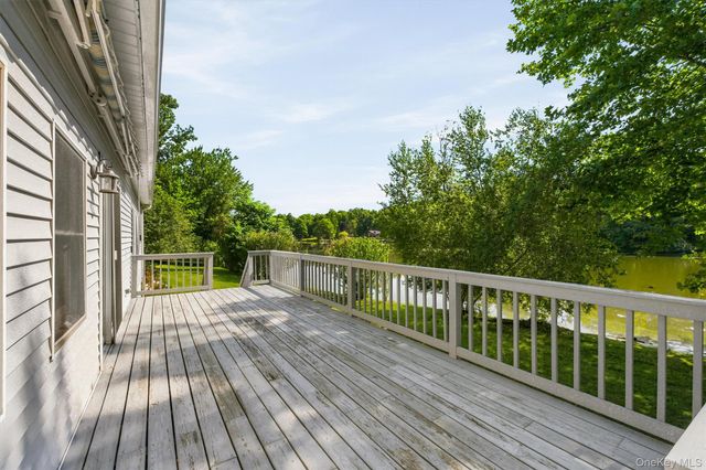 136 Lake Road, Salisbury Mills, NY 12577
