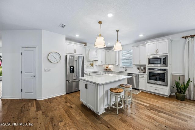 386 SAW PALMETTO Street, Yulee, FL 32097