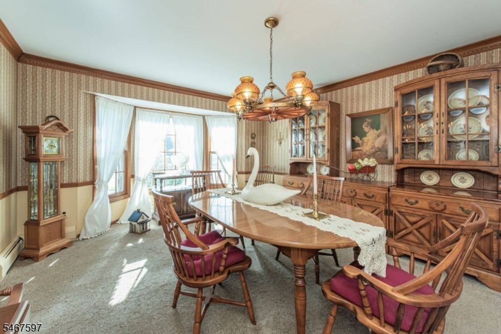 115 Churchill Dr, Clifton City, NJ 07013 — photo 4