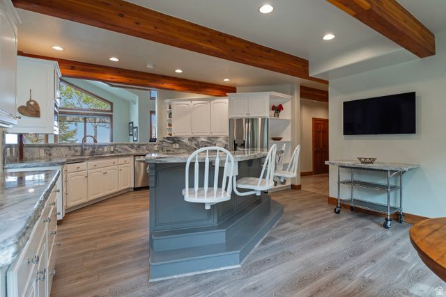 12189 S KODIAK CT, Draper, UT 84020