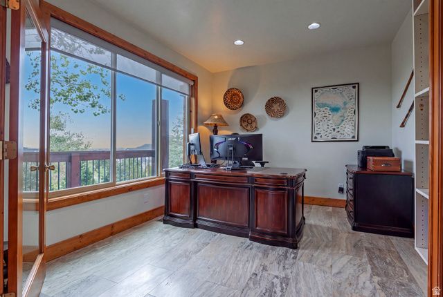 12189 S KODIAK CT, Draper, UT 84020
