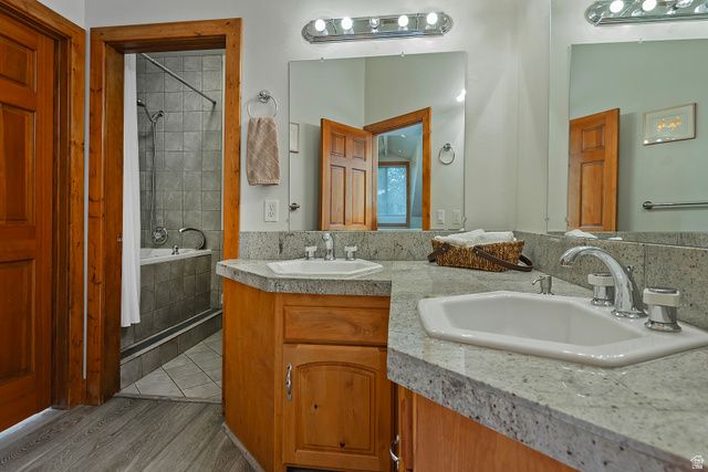 12189 S KODIAK CT, Draper, UT 84020