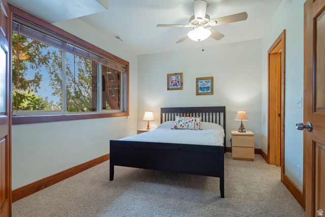 12189 S KODIAK CT, Draper, UT 84020