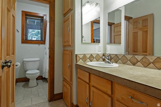 12189 S KODIAK CT, Draper, UT 84020