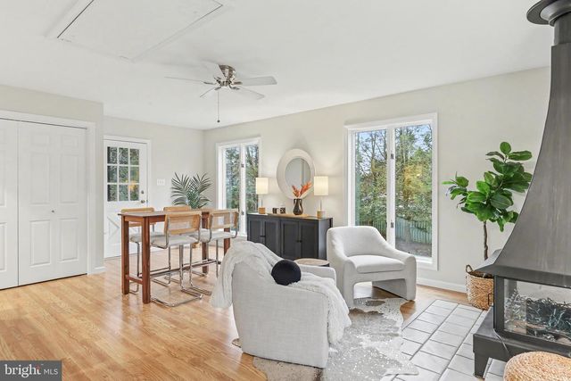 6030 PARKSIDE CT, East Petersburg, PA 17520