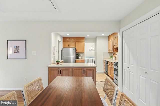 6030 PARKSIDE CT, East Petersburg, PA 17520