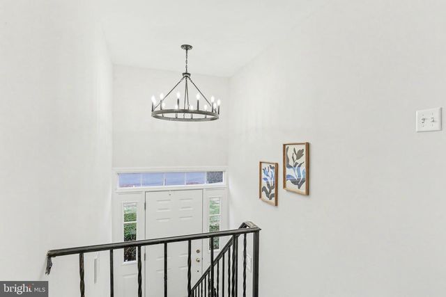 6030 PARKSIDE CT, East Petersburg, PA 17520