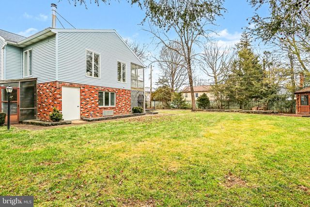 6030 PARKSIDE CT, East Petersburg, PA 17520