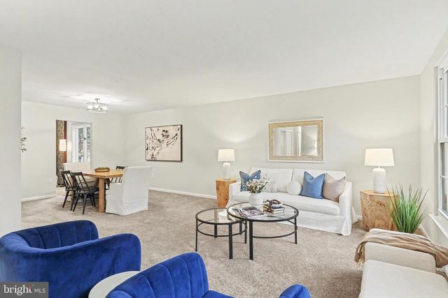 6030 PARKSIDE CT, East Petersburg, PA 17520