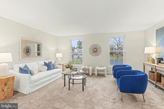 6030 PARKSIDE CT, East Petersburg, PA 17520