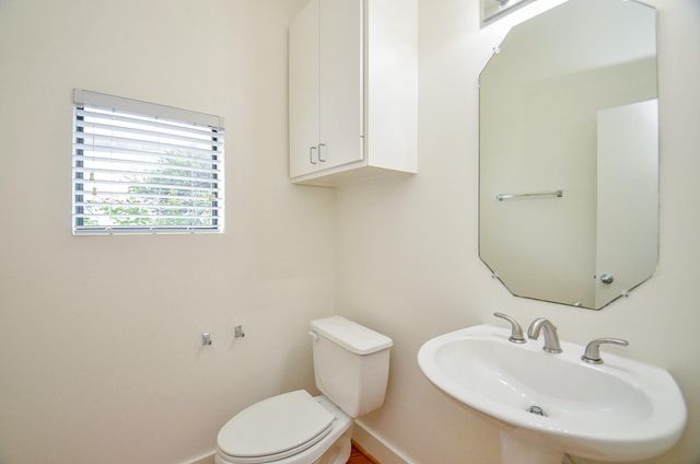 3413 Rolgom Place Ct, Houston, TX 77021