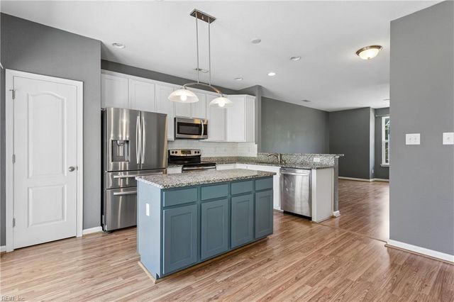 404 Prosperity CT, Williamsburg, VA 23188