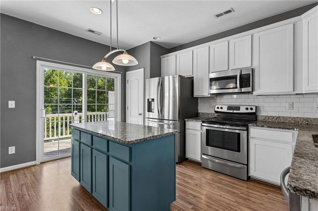 404 Prosperity CT, Williamsburg, VA 23188