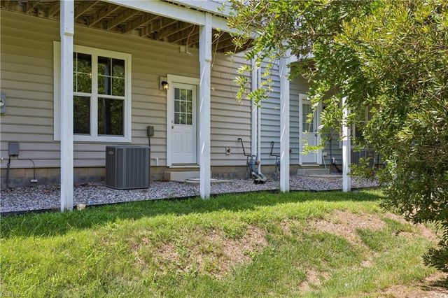 404 Prosperity CT, Williamsburg, VA 23188