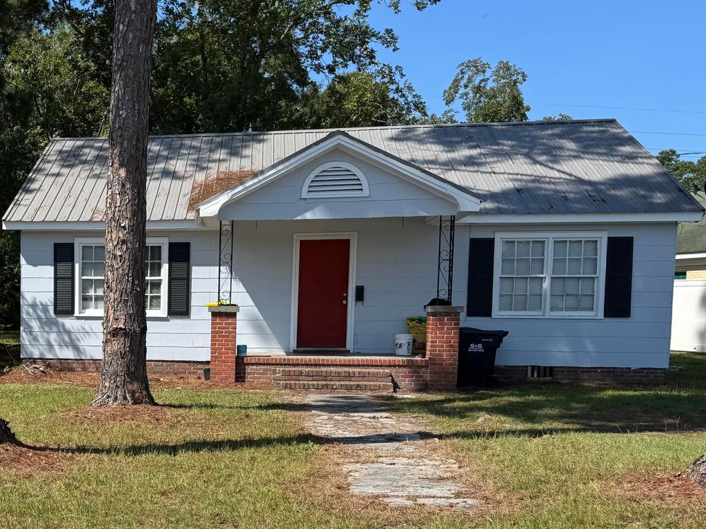 1045 W Elm Street, Hampton, SC 29924
