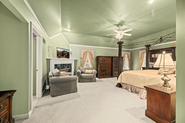 2820 Norman DRIVE, Brookfield, WI 53045