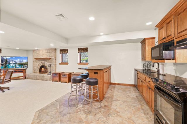 2820 Norman DRIVE, Brookfield, WI 53045