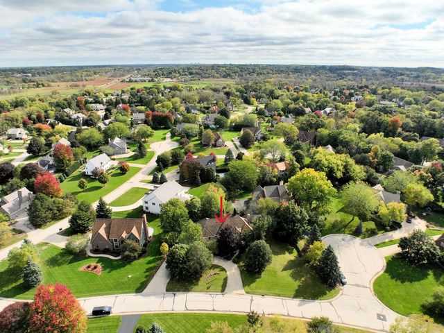 2820 Norman DRIVE, Brookfield, WI 53045