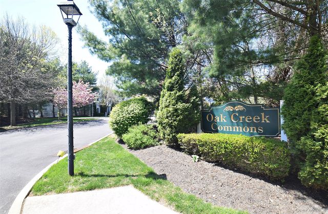 209 Okeefe Court, Oakdale, NY 11769