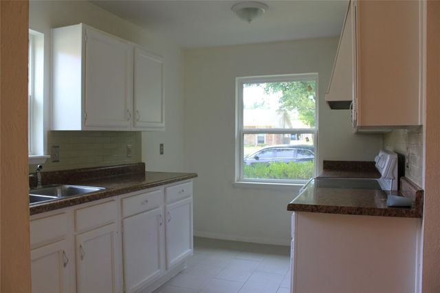 1409 Harvest Glen Drive, Plano, TX 75023