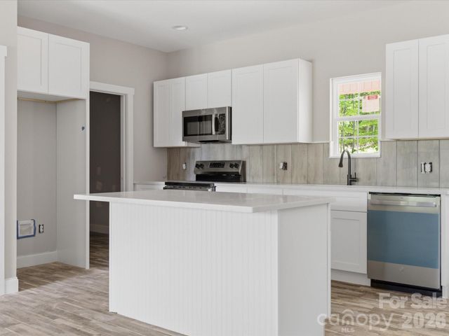 1416 Blackbird Drive, Clover, SC 29710