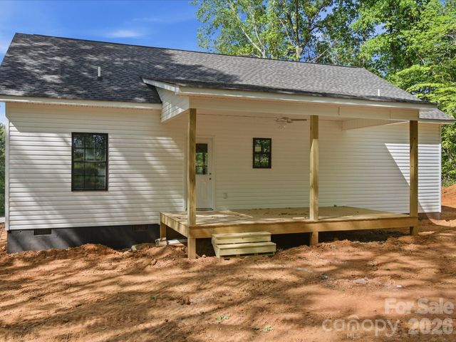 1416 Blackbird Drive, Clover, SC 29710
