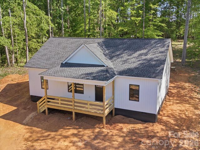 1416 Blackbird Drive, Clover, SC 29710