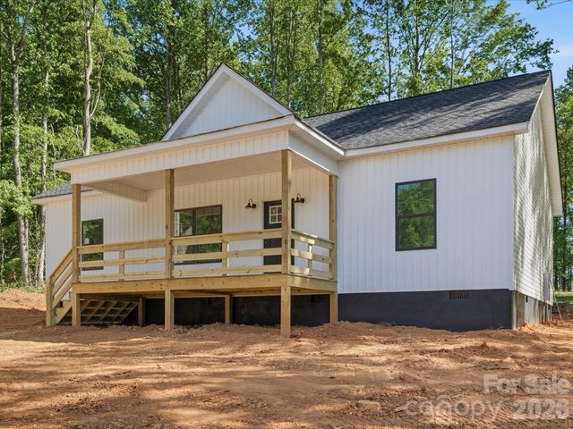 1416 Blackbird Drive, Clover, SC 29710