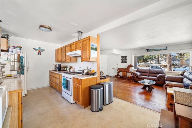 1021 Reed, San Diego, CA 92109