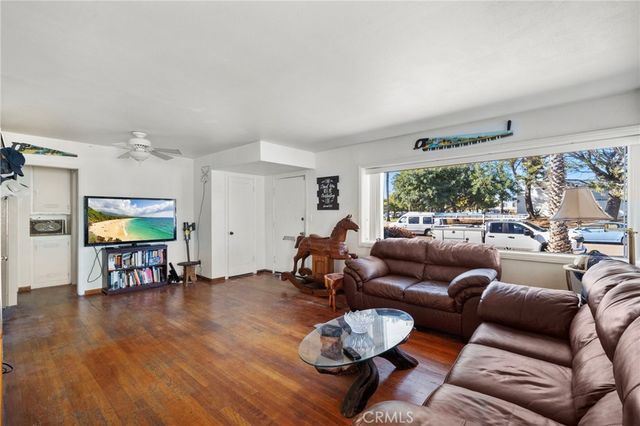 1021 Reed, San Diego, CA 92109