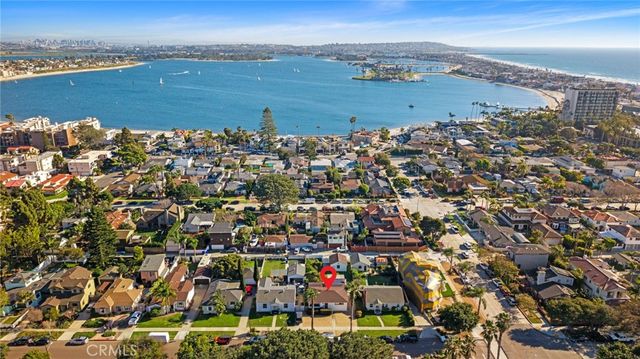 1021 Reed, San Diego, CA 92109