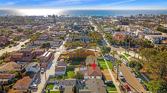 1021 Reed, San Diego, CA 92109