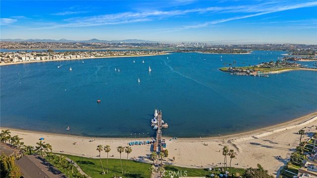 1021 Reed, San Diego, CA 92109