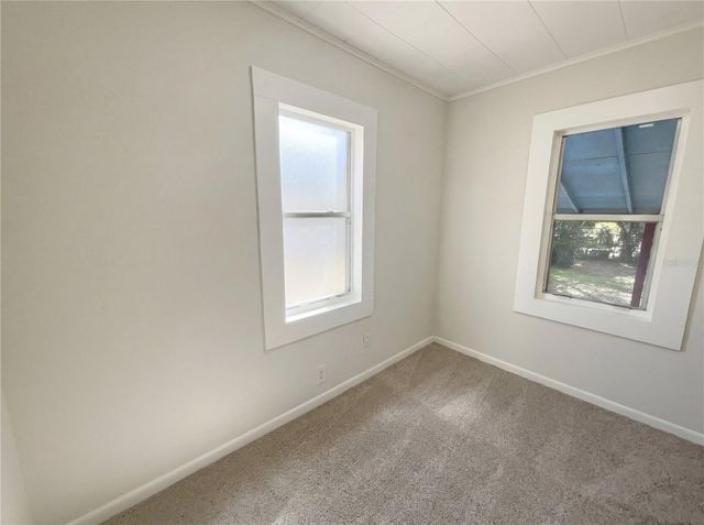 4607 E YUKON STREET, Tampa, FL 33617