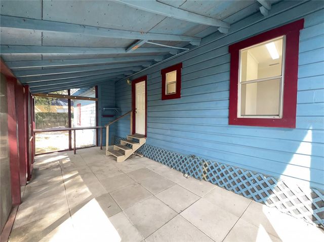 4607 E YUKON STREET, Tampa, FL 33617