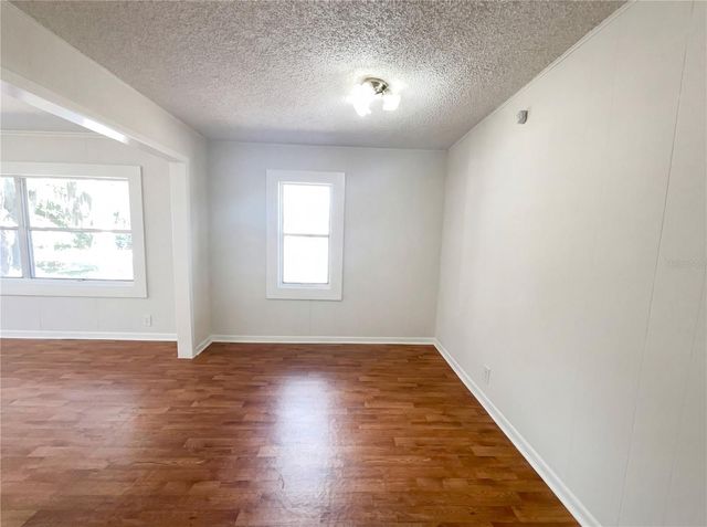 4607 E YUKON STREET, Tampa, FL 33617