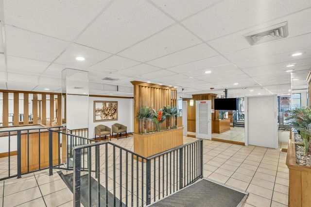 4166 Inverrary Drive 304, Lauderhill, FL 33319
