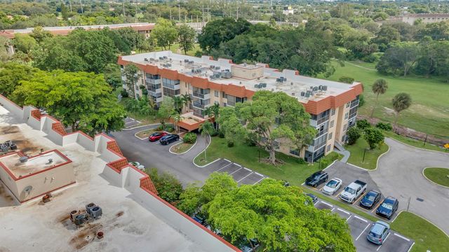 4166 Inverrary Drive 304, Lauderhill, FL 33319